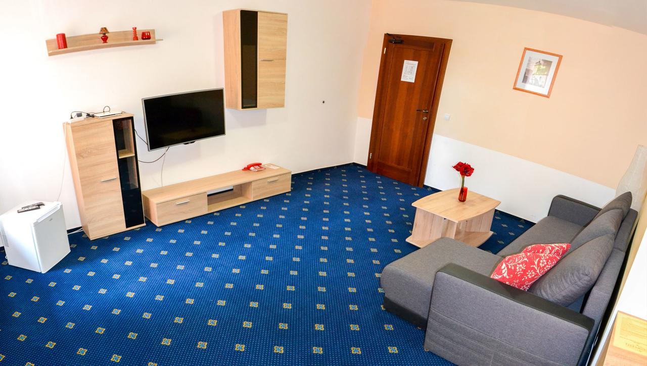 Garni Hotel Tatramonti Poprad Luaran gambar