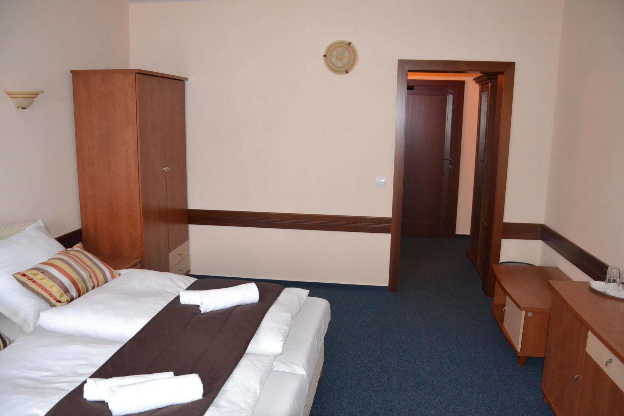 Garni Hotel Tatramonti Poprad Luaran gambar